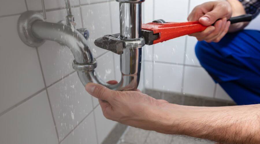 Professional water heater repair in Zeeland, ND